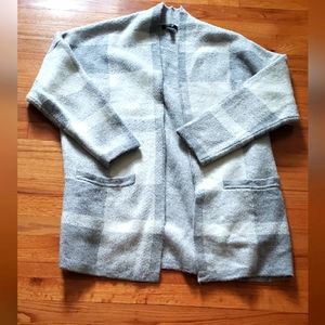 Banana Republic Women M/L Mock Neck Long Cardigan Sweater Gray Cream Plaid